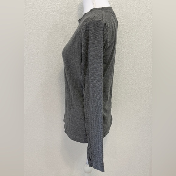 Fabletics Kathie Ruched Back Long-Sleeve Top - Picture 3 of 6